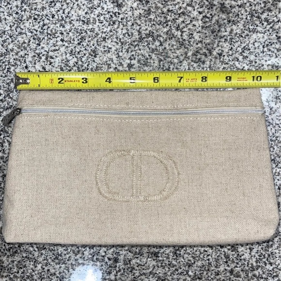 ๐ NEW ใฐ๏ธ DIOR Linen TROUSSE Pouch - Picture 8 of 10